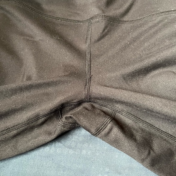 Peloton Core Spell Out Logo Leggings Women’s Small Black Full Length - Picture 7 of 13